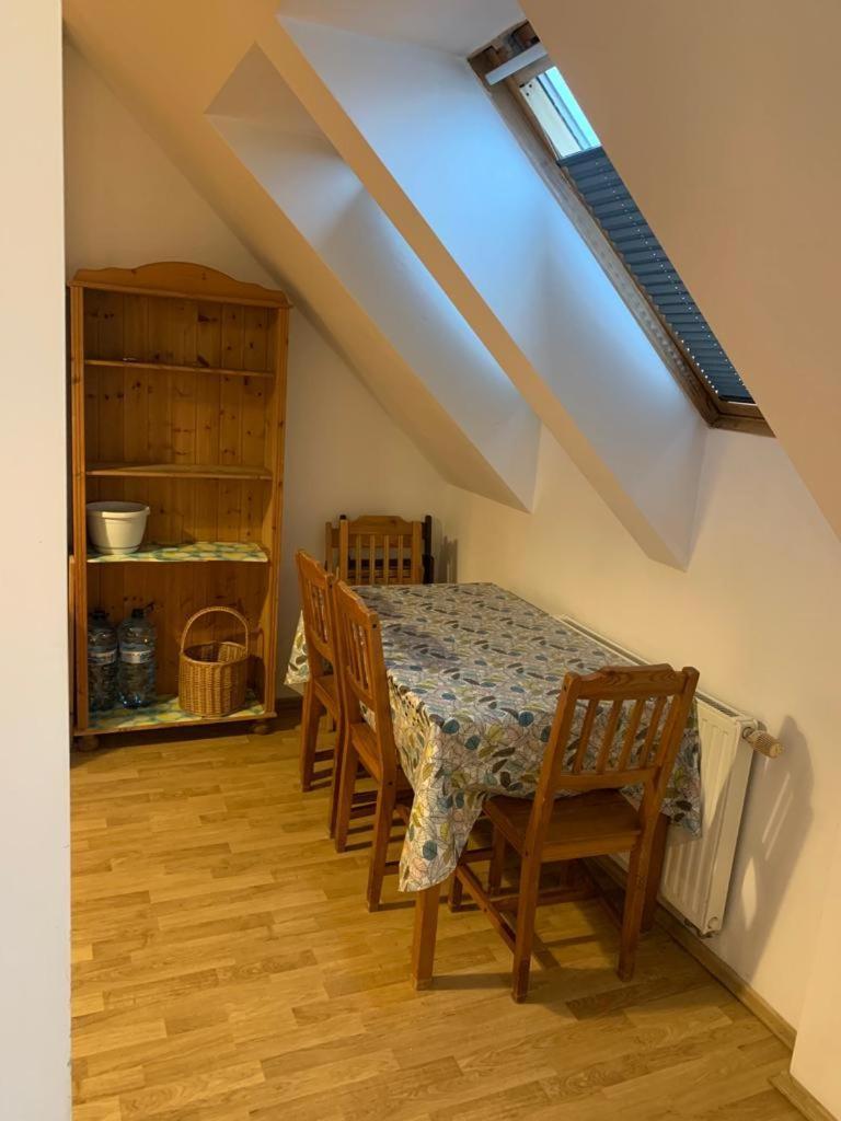 Spacious 2-Rooms Penthouse In Warsaw City Center Exteriör bild